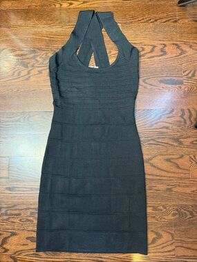 Reynah Black Sleeveless Bodycon Dress M
